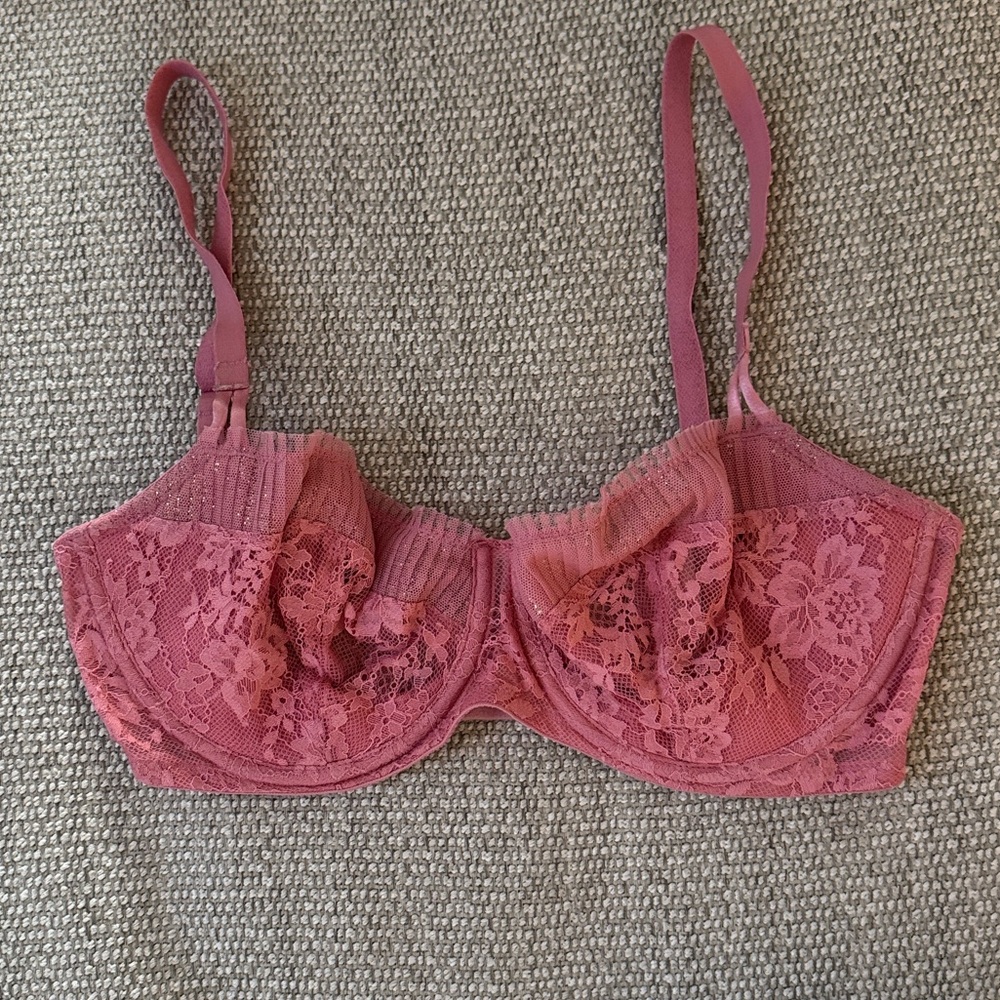 Victoria's Secret Pink Lace Bra